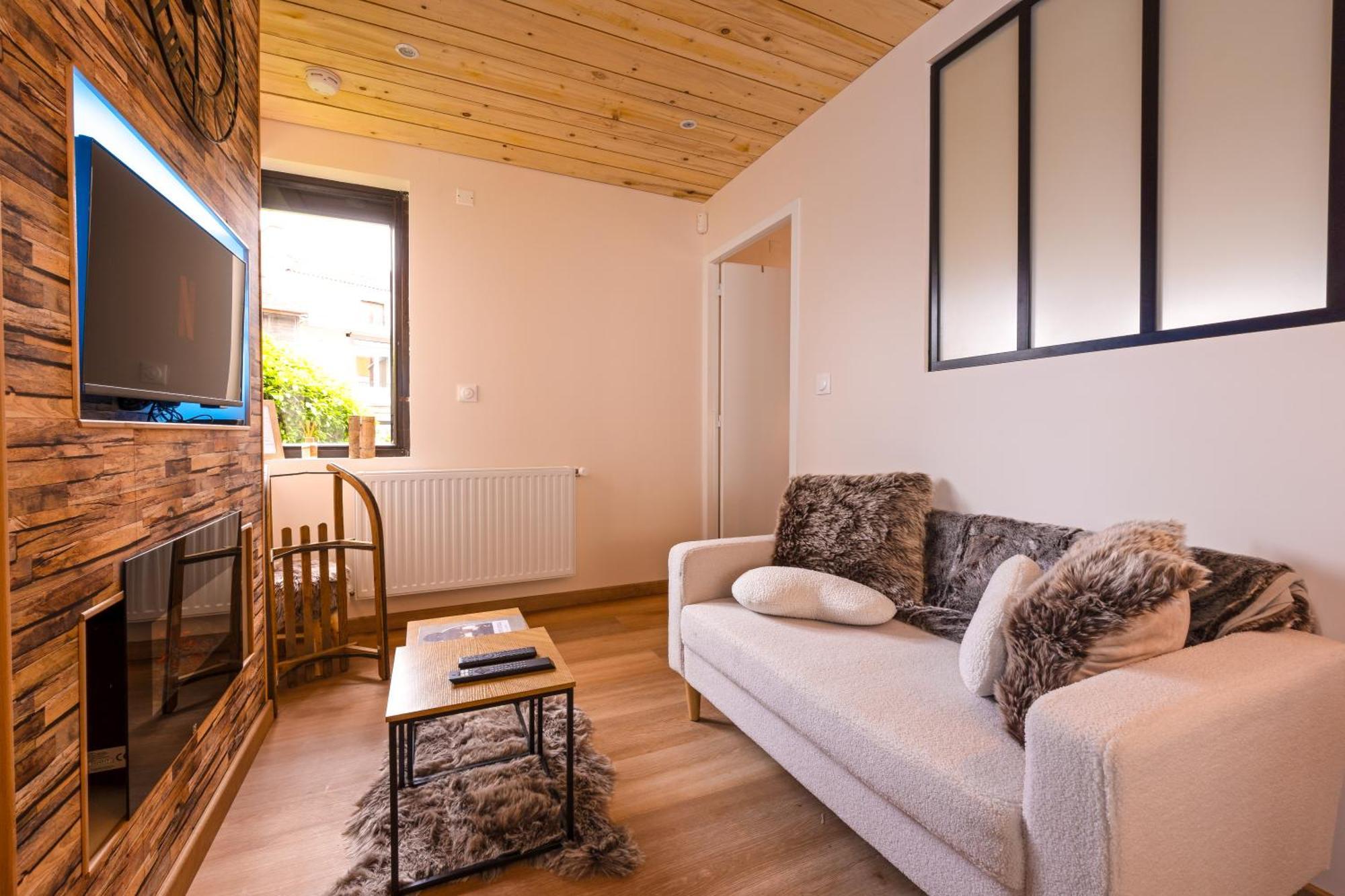 Suite Chalet K - Hyper Centre- Gare Saint-Chamond Exterior foto